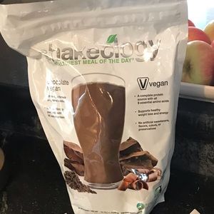 SHAKEOLOGY! Unopened chocolate vegan